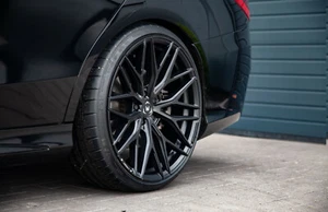 Winterradsatz W204, W205 20 Zoll LUETHEN Edt. 1 MB + Continental inkl RDK - Bild 1 von 8