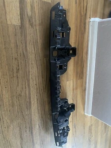 OEM 53115-OE090 Big Front Bumper Bracket for Toyota Grand highlander 2024 2025 - Bild 1 von 2