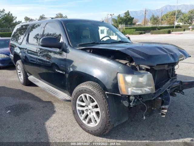Cuarto de vidrio izquierdo usado se adapta a: Chevrolet Suburban 1500 2009 con tinte de privacidad izquierda G Foto 1 de 4