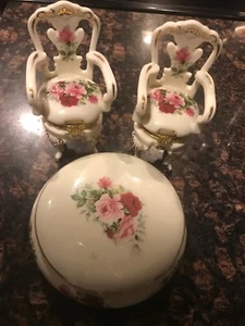 Formalities by Baum Bros Schmuckset im viktorianischen Stil Stühle & Geschirr mit Bezug - Bild 1 von 11