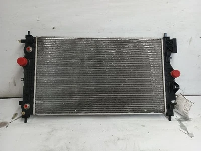 Радиатор от 2014 Chevrolet Cruze 1,8 л AT 12066541 - Изображение 1 из 4