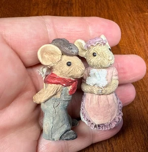 Minature Porcelain Mice Tiny Set Of 2 - Picture 1 of 8