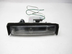 02 - 06 Toyota Camry License Plate Light Lamp 81270-AA020 OEM - Foto 1 di 8