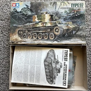 WWII JAPANESE MEDIUM TANK LATE VERSION TYPE 97 MODEL KIT NEW INSIDE TAMIYA - Picture 1 of 5