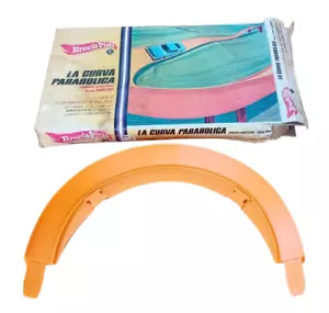 Mattel Hot Wheels 180° CURVA CURVA GRADI Vintage 1967 pista superveloce in scatola - Foto 1 di 6