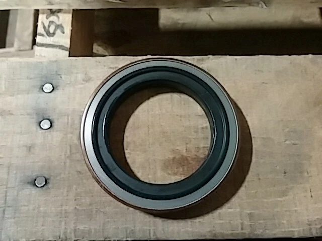 Sello eje trasero ACDelco GM equipo original 15823962 Foto 1 de 3