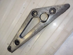 Yamaha 1982 XJ550 XJ Seca 550 Right Rear Foot Peg Passenger Footpeg Bracket - Picture 1 of 8