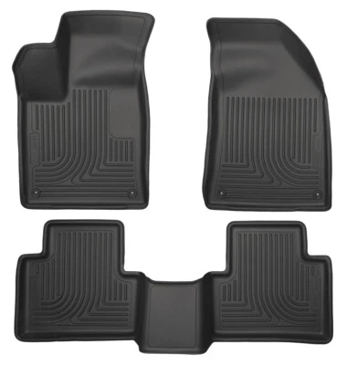 Forros de piso Husky Liners 99071 Weatherbeater negros para Chrysler 200 Foto 1 de 4
