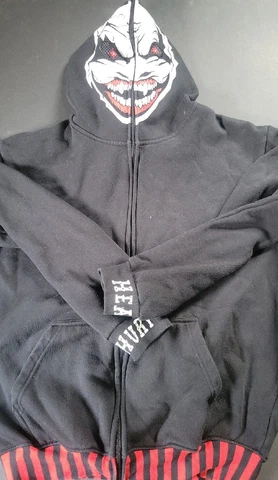 WWE The Fiend Bray Wyatt Hurt or Heal Mask Zip Hoodie Sweatshirt Size XL Cover