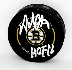 Adam Oates signed Boston Bruins Game Puck W/ HOF Inscription Beckett Witnessed - Picture 1 of 2