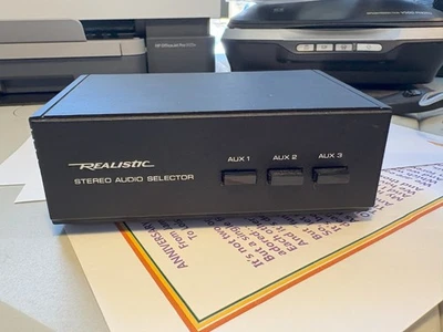 VINTAGE Radio Shack Realistic Stereo Audio Selector Cat No 42-2110 - Image 1 of 2