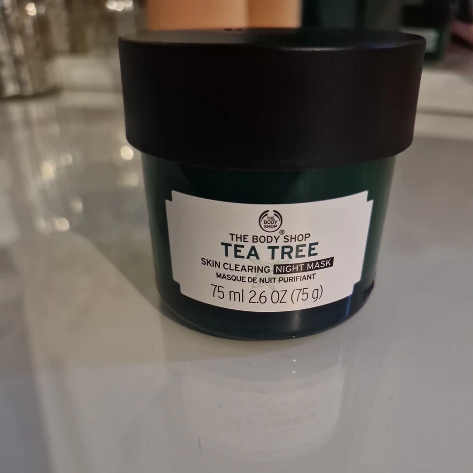 The Body Shop Tea Tree Skin Clearing Night Mask 75ml - Image 1 of 2