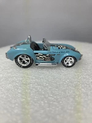 Muscle Machines 1964 Ford Shelby Cobra 427 S/C Teal Diecast 1:64 Scale - Image 1 of 4