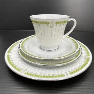 Noritake RC Greenpoint P511 setting for 1 Tea cup, Saucer, Tea and Dinner plate1 - Picture 1 of 14