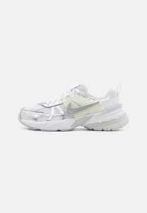 Nike V2K 44,5 white/metallic silver/platinum tint/pure platinum/summit white NEU - Bild 1 von 5