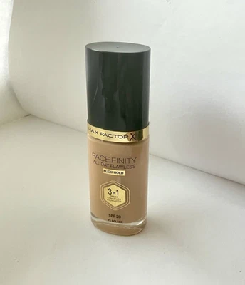 Max Factor Facefinity 3-In-1 All Day Flawless Foundation SPF 20, 75 Golden - Image 1 of 3