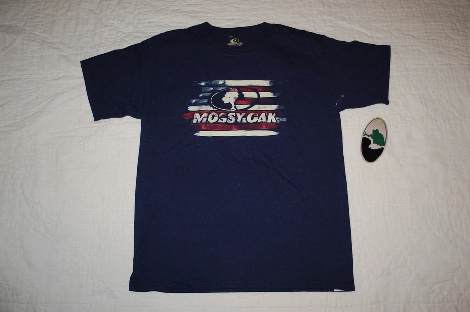 Boys S/S T-Shirt NAVY BLUE Mossy Oak ABSTRACT AMERICAN FLAG Patriotic S M L XL - Image 1 of 1