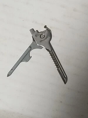 "Swiss+Tech"  6 in 1  "Utili-Key"  Tool Multifunction, Stainless Steel(?) Used - Image 1 of 4