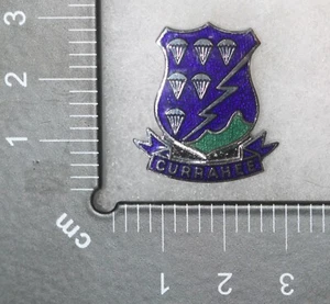 REGIMIENTO DE INFANTERÍA DE PARACAÍDAS 506O PIR CURRAHEE HECHO EN EL BRITÁNICO DI DUI CREST - Imagen 1 de 2