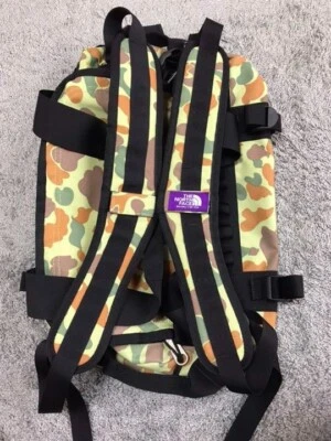 Mochila The North Face Etiqueta Púrpura Amarilla Rara Exclusiva de Japón Usada Foto 1 de 4