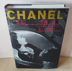1990 COCO CHANEL  Woman of Her Own AXEL MADSEN super clean HC DJ BIOGRAPHY ex+ - Imagen 1 de 9