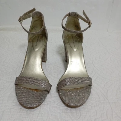 Bandolino женщин Darmory с ремешками каблуки золотой размер 8 M - Изображение 1 из 4