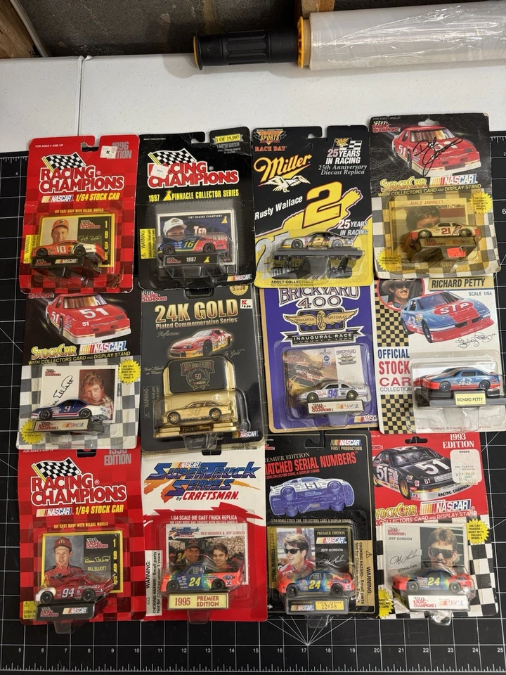 (22) Racing Champions Nascar Stock Car 1992 - 1996 1/64 Die Cast lot - Image 1 of 4