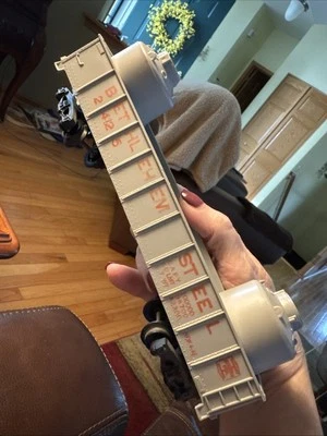 VINTAGE S SCALE Bethlehem Steel Gray Car 24125 With Load - Image 1 of 4