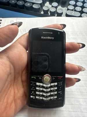 Blackberry Pearl 8100 - Image 1 of 4