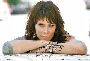 Beth Hart signed 8x12 inch photo autograph - Picture 1 of 1