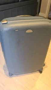 Samsonite Blue Extra Large Hard Shell Upright Suitcase - 4 Wheels, combo lock - Picture 1 of 8