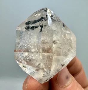 56,64 g Herkimer Diamant mit Regenbögen, Smoky Phantoms, Black Hydrocarbon - Bild 1 von 20