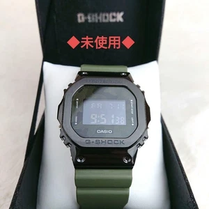G-SHOCK GM-5600B-3JF Modello Mimetico Verde Acciaio Inox Antiurto - Foto 1 di 12