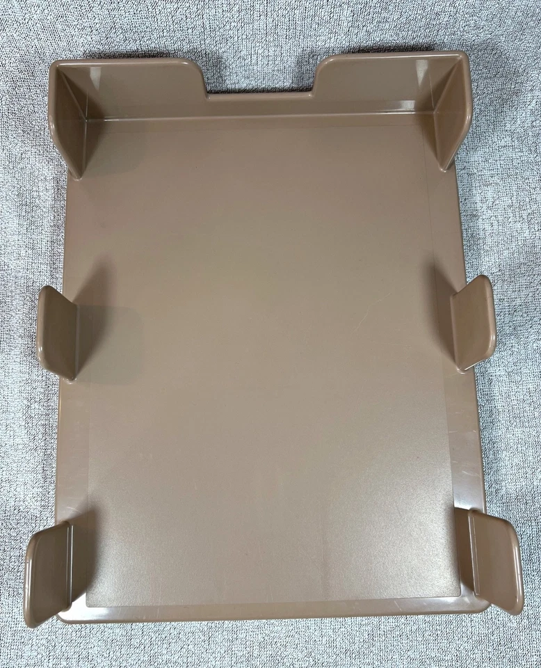 OLIVETTI SYNTHESIS SERIE 45 VASCHETTA PORTA DOCUMENTI DESIGN ETTORE SOTTSASS - Immagine 1 di 4