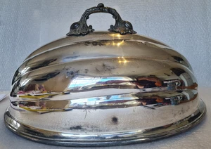 Grande cloche a cupola in argento 1848 James Dixon con manico in peltro, anguria - Foto 1 di 24