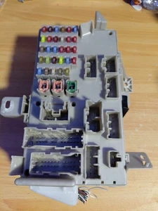 2002-2006 Toyota Camry 2.4L Interior Cabin Fuse Box Junction Block 82730-06160 - Picture 1 of 7