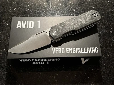 Vero Engineering Avid-1 S45VN 机器皮带缎面带大理石碳纤维 — 第 1/4 张图片