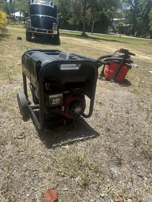 Generador Coleman 6250kw Foto 1 de 4