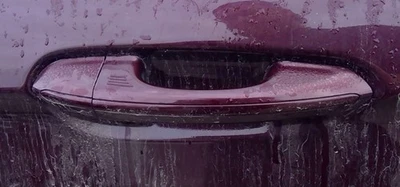 15 16 17 2018 19 20 21-23 Ford Edge Front Passenger RH Door Handle in R3 Maroon Foto 1 de 4