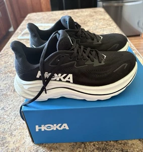 Scarpe donna Hoka W Clifton larghe taglia 8 - Foto 1 di 5