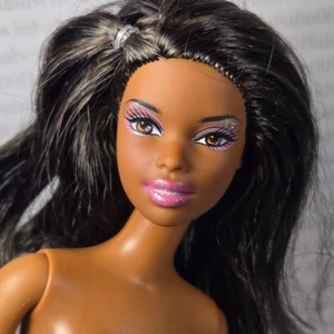 L44 ~ MATTEL RAVEN BRUNETTE GLITTER MAKE-UP ASHA BARBIE DOLL FOR OOAK - Picture 1 of 9
