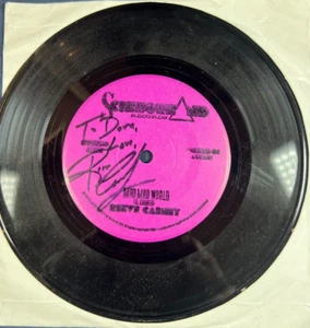 VINILO FIRMADO REEVE CARNEY ONE MAD MAD WORLD, TRUTH - Imagen 1 de 1