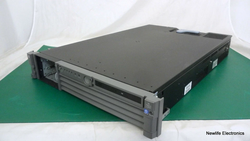 HP A6873B Integrity rx2600 Server (2 x 1.5GHz CPU/4GB RAM/No Drives) - Image 1 of 4