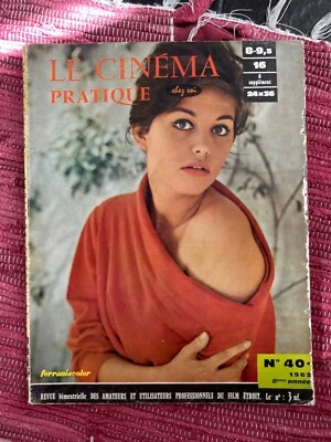 Claudia Cardinale: Le Cinéma Patrique May/June 1962 Magazine - Image 1 of 4