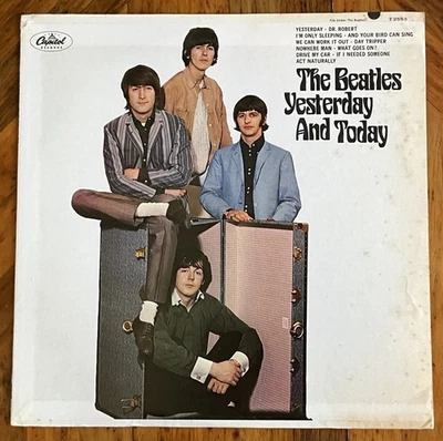 Beatles 2 Lot LP -Yesterday…and Today -1966 & 1976 Mono & Stereo Foto 1 de 4