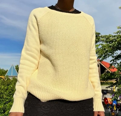 Suéter Karen Scott Amarillo Tejido Suave Talla Pequeños Botones Foto 1 de 4