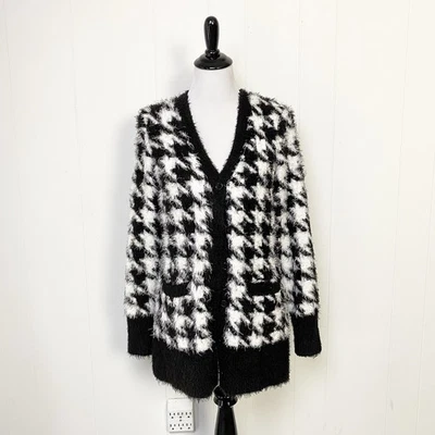 Isaac Mizrahi Live SZ S black white Houndstooth cardigan Eyelash Knit Pockets - Image 1 of 4