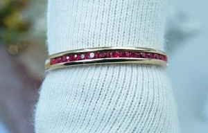 14k Vintage .15ct Ruby Gold Band 2mm STACK RING Sz 6 Natural Gem Half Eternity - Picture 1 of 8