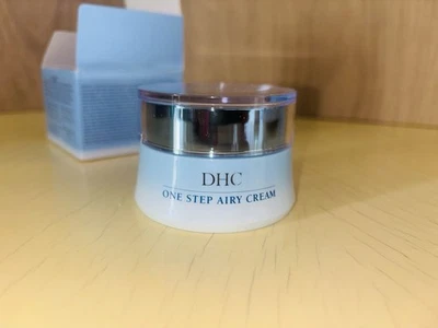 Crema aireada DHC One Step 50 g/1,76 oz nueva de Japón Foto 1 de 4