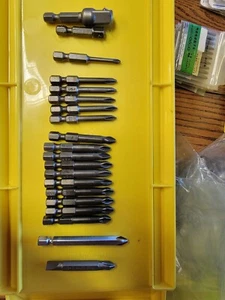 Driver Bit Sortiment, #2 Kreuzschlitz, #1 Kreuzschlitz, #0 Kreuzschlitz, 1/4"" und 3/8"" Adapt A - Bild 1 von 1